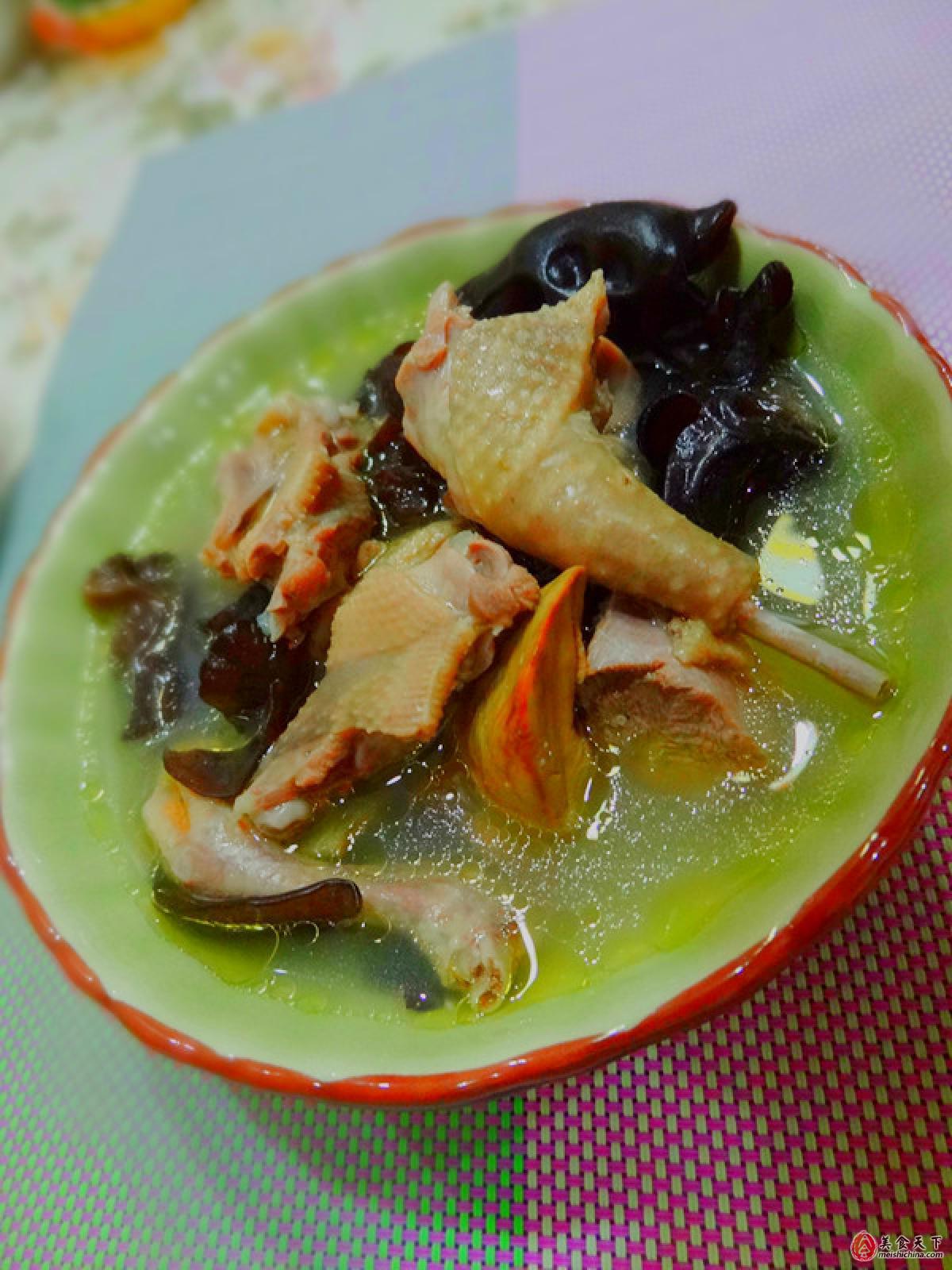 炖鸽子汤时，牢记“4放2不放”，炖出来的汤汤鲜味美，营养翻倍|鸽子汤|鸽子|老鸽_新浪新闻