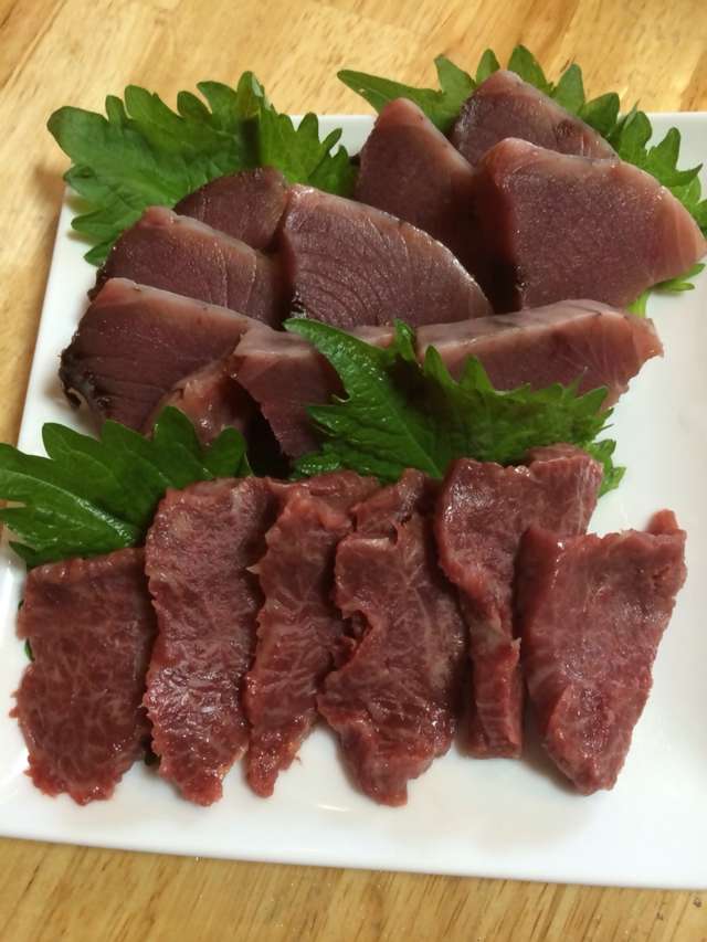 生马肉和生鱼片