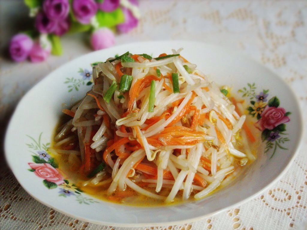 绿豆芽炒胡萝卜_随拍_随手拍美食-美食天下