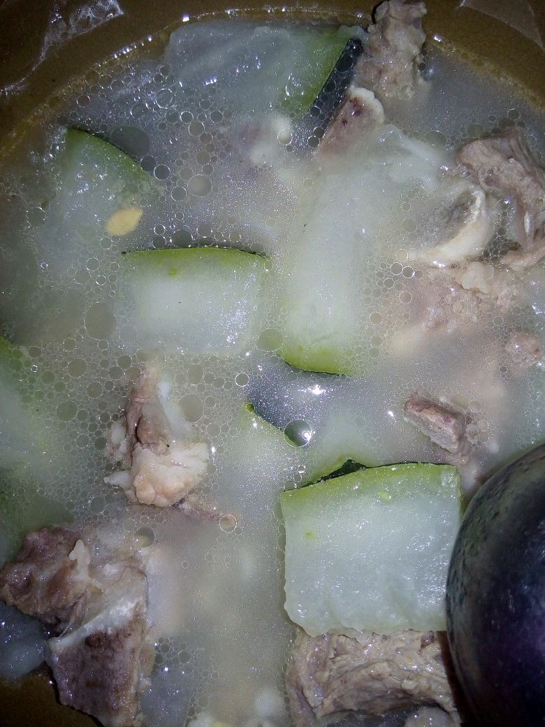 冬瓜薏米骨头汤