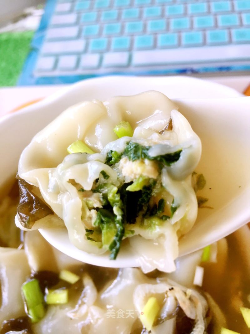 芥菜鲜肉馄饨