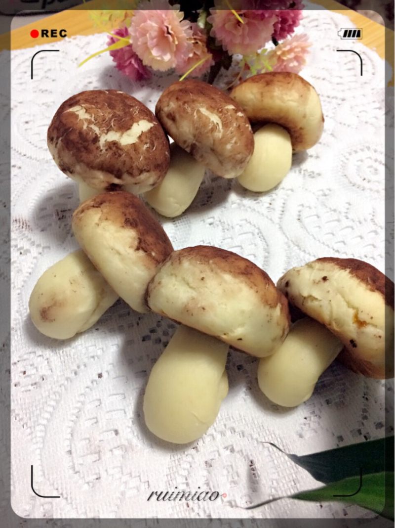 奶香蘑菇面包