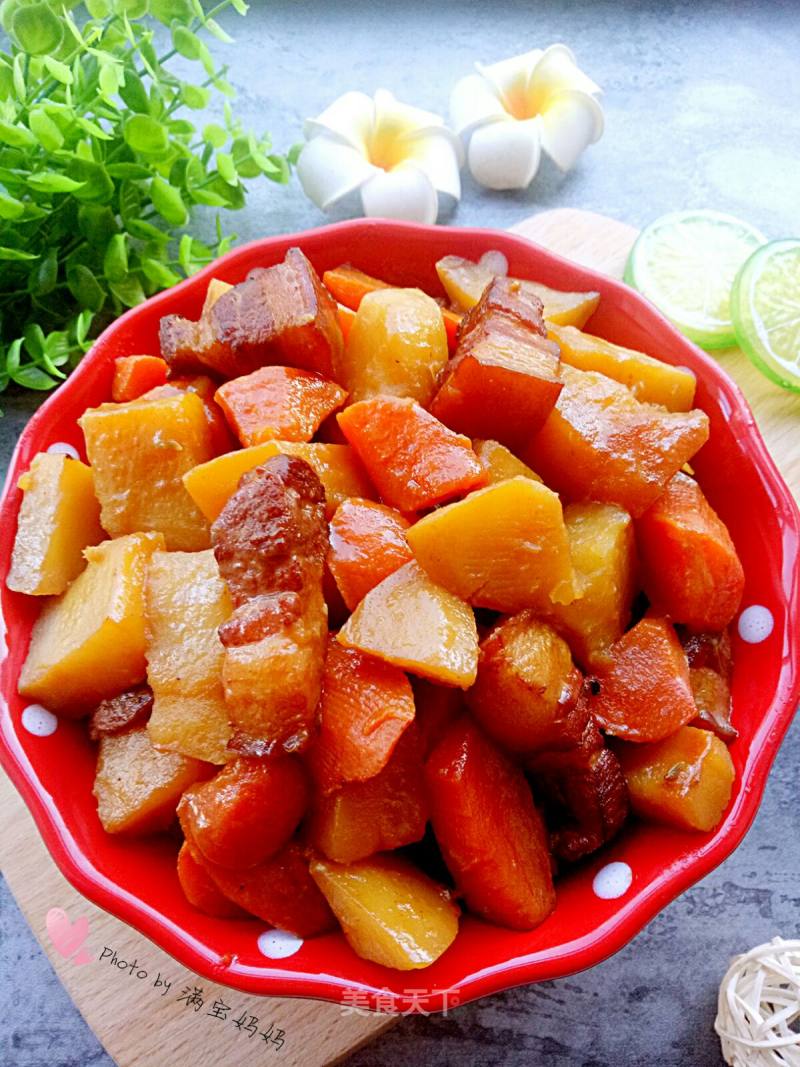 土豆胡萝卜五花肉