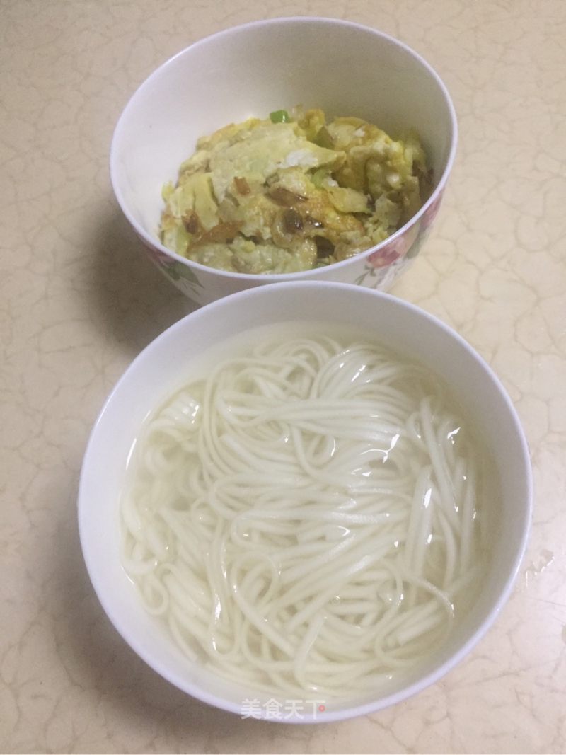 早餐# 白水面 炒鸡蛋