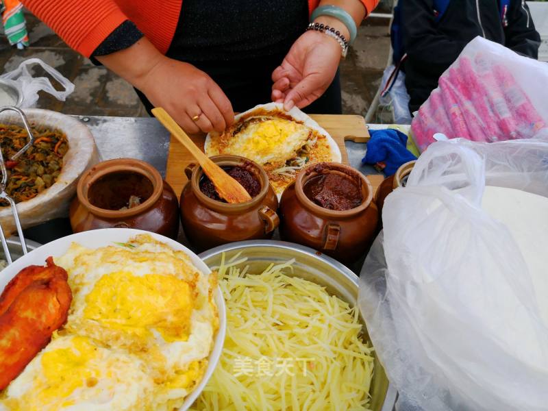 街头美食#云南大理烧饵块