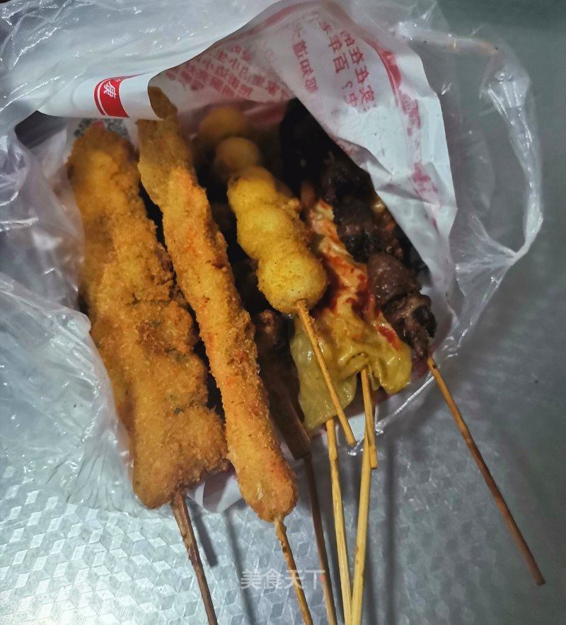 茴香韭菜素饺子外卖的炸串油炸食品偶尔吃一点儿04