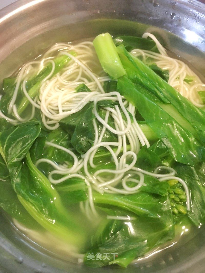 早餐白菜苔煮面条清甜