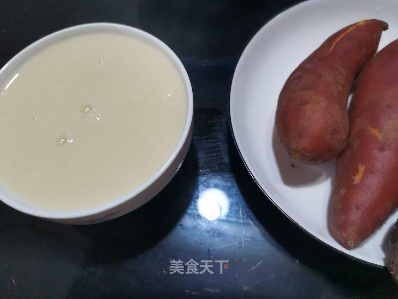 早餐#蒸红薯 黄豆豆浆