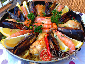 西班牙海鲜饭味道_西班牙海鲜饭_海鲜烧烤(2)