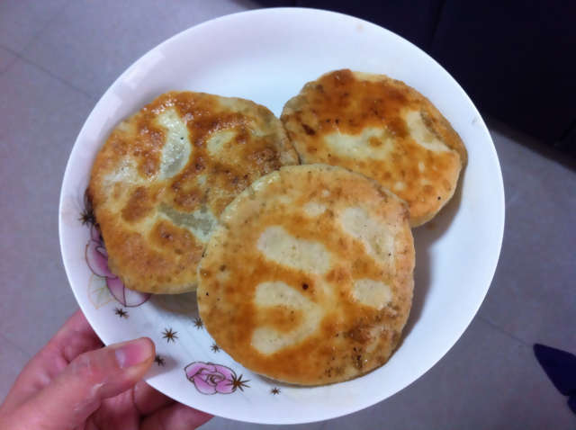 【图文】牛肉馅饼的做法_牛肉馅饼的家常做法_牛肉馅饼怎么做好吃