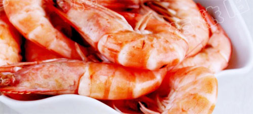 Boiled shrimp dipped in sauce  English + 中文