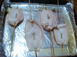 【原创DIY烤肉】——日式照烧烤鱿鱼的做法步骤：8