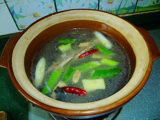 【图文】鲫鱼豆腐汤的做法_鲫鱼豆腐汤的家常