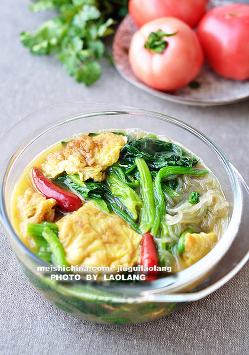 菠菜鸡蛋炖粉条