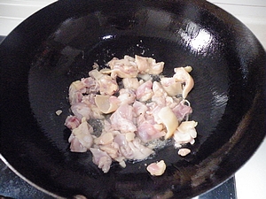 咖喱土豆鸡肉饭的做法步骤：3