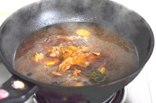 湯濃肉香的火鍋更好吃-----豬排火鍋的做法步驟：6