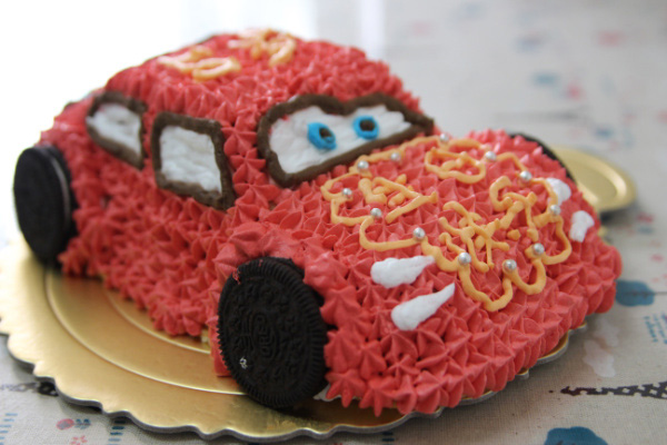 图文】可爱汽车生日蛋糕的做法大全,怎么做如