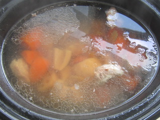 排骨莲藕汤的做法步骤：9