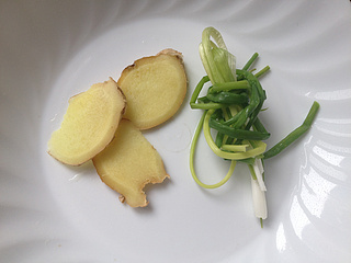 小土豆烧肉的做法步骤：4