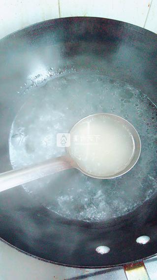 西兰花鸡蛋疙瘩面汤的做法大全