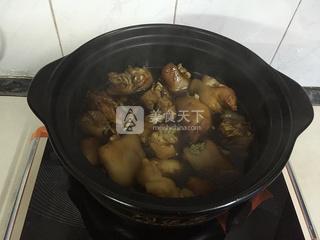 蘿卜花生豬蹄煲的做法步驟：5