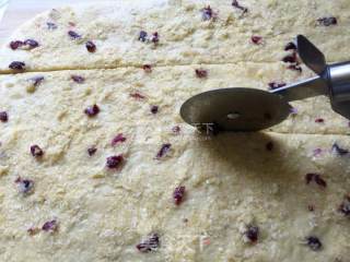 #ACA烘焙明星大赛#蔓越梅椰蓉手撕面包的做法步骤：13