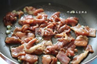 青椒洋葱炒肉片的做法步骤：4