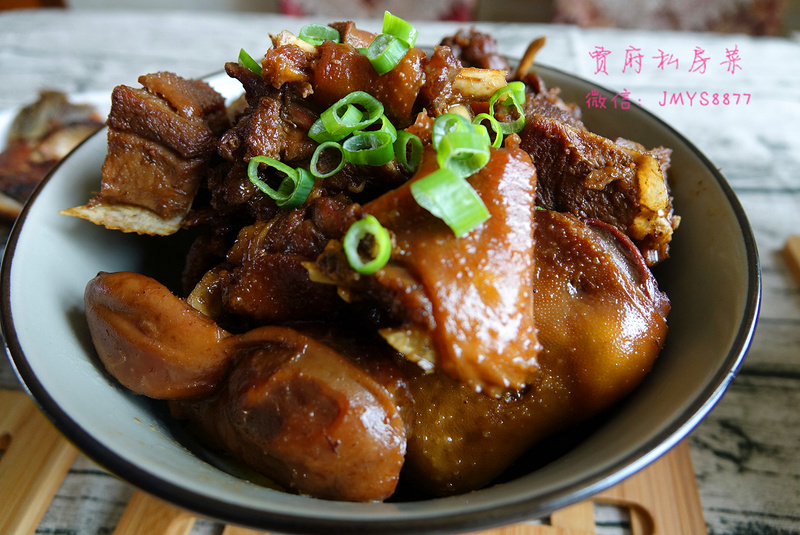 东北特色菜铁锅炖大鹅