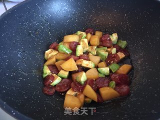 牛油果土豆腊肠焖饭565 / 作者:爱生活爱美食 / 帖子ID:180897