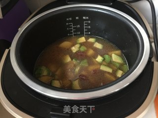 牛油果土豆腊肠焖饭948 / 作者:爱生活爱美食 / 帖子ID:180897