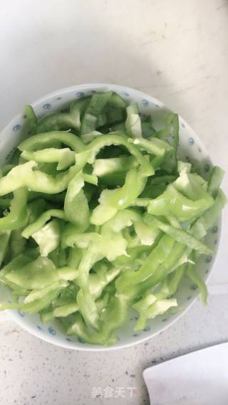 【图文】青椒土豆的做法_青椒土豆的家常做法
