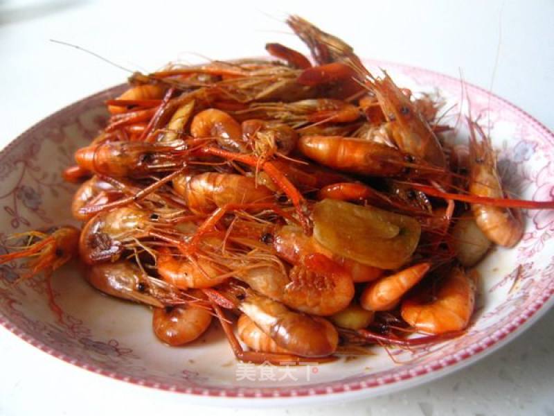“鲜得来，脆得来”酱油河虾的做法