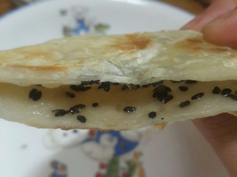 黑芝麻糖饼的做法