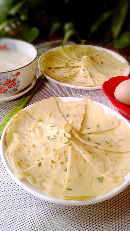 鸡蛋香葱莜面饼的做法