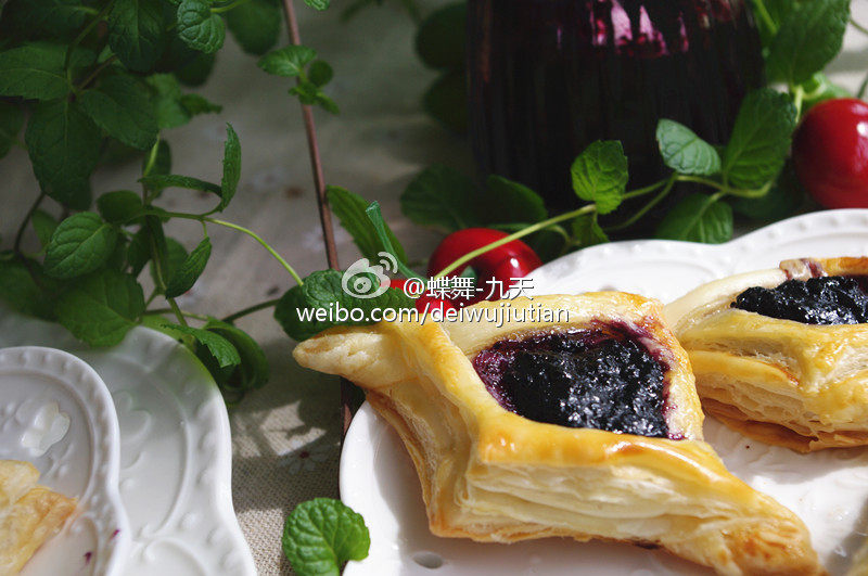 飞饼酥皮蓝莓果酱包by：普蓝高科蓝莓美食特约撰稿人的做法