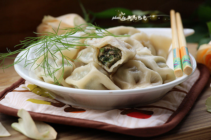 冬至到，吃饺子【茴香猪肉饺】的做法