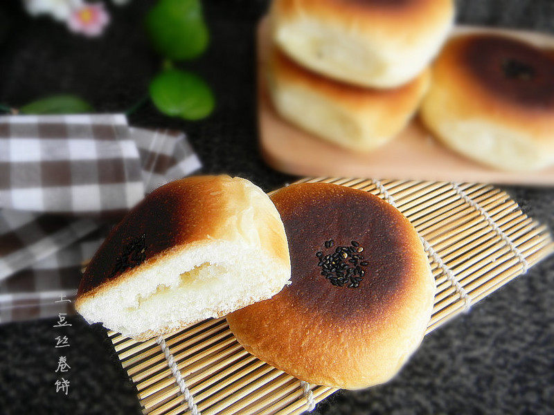 糖椰蓉面包大饼的做法