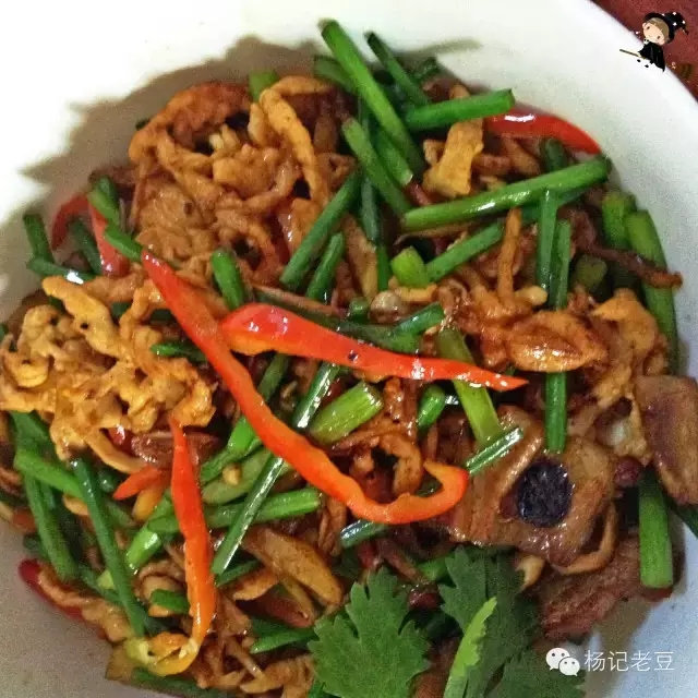 老豆鸡丝炒肉的做法