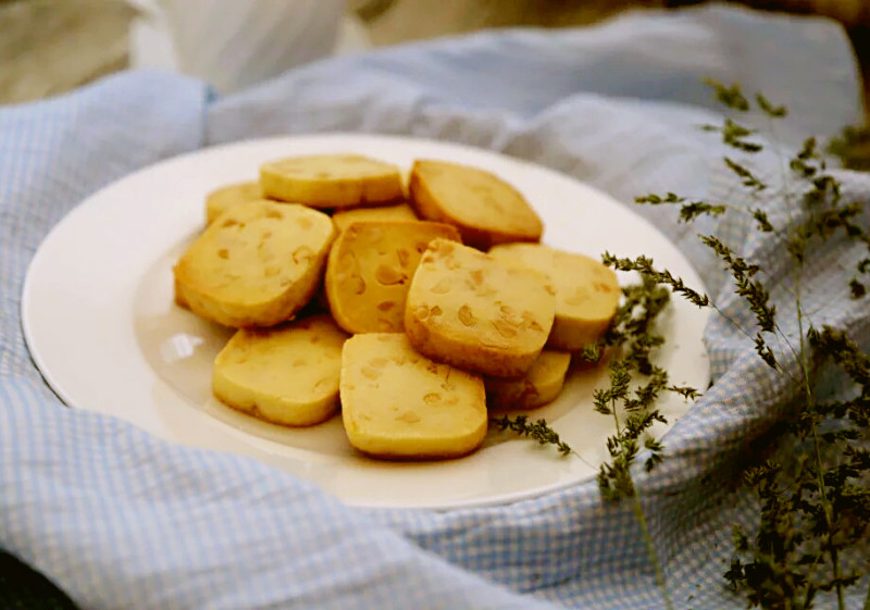 花生炼乳饼干的做法