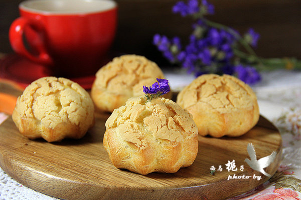 圆圆胖胖的，萌萌哒的---酥皮泡芙的做法