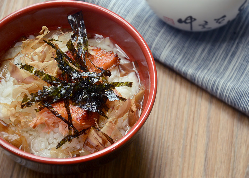 【鲑鱼茶泡饭】深夜食堂の复刻的做法