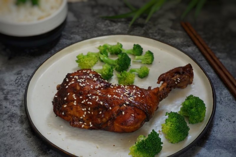 电饭煲五香卤鸡腿的做法