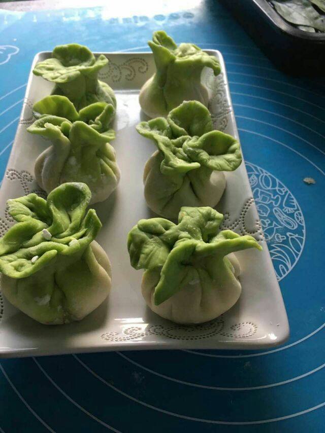 翡翠白菜水饺的做法