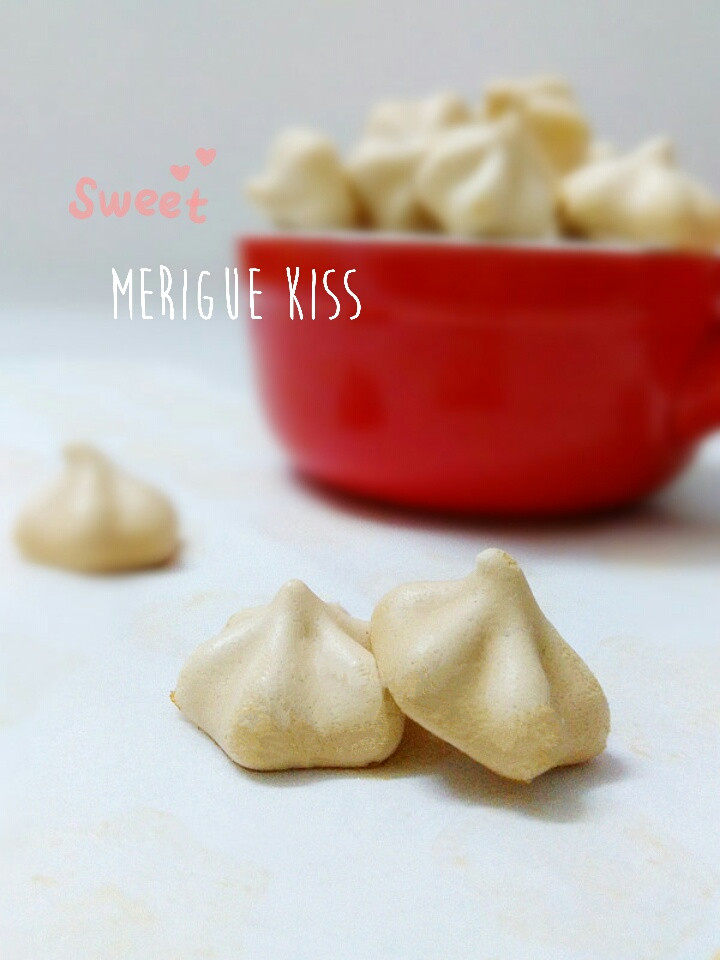 Merigue Kiss——法式烤蛋白糖的做法