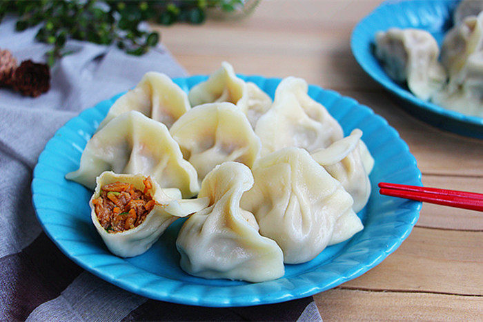 猪肉胡萝卜水饺的做法