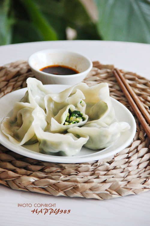 韭菜鸡蛋水饺的做法