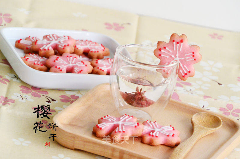 珍藏菜品分享，樱花杯缘子饼干的常见做法