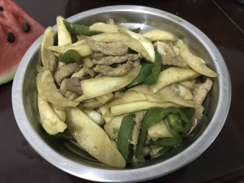 茭白瘦肉丝的做法