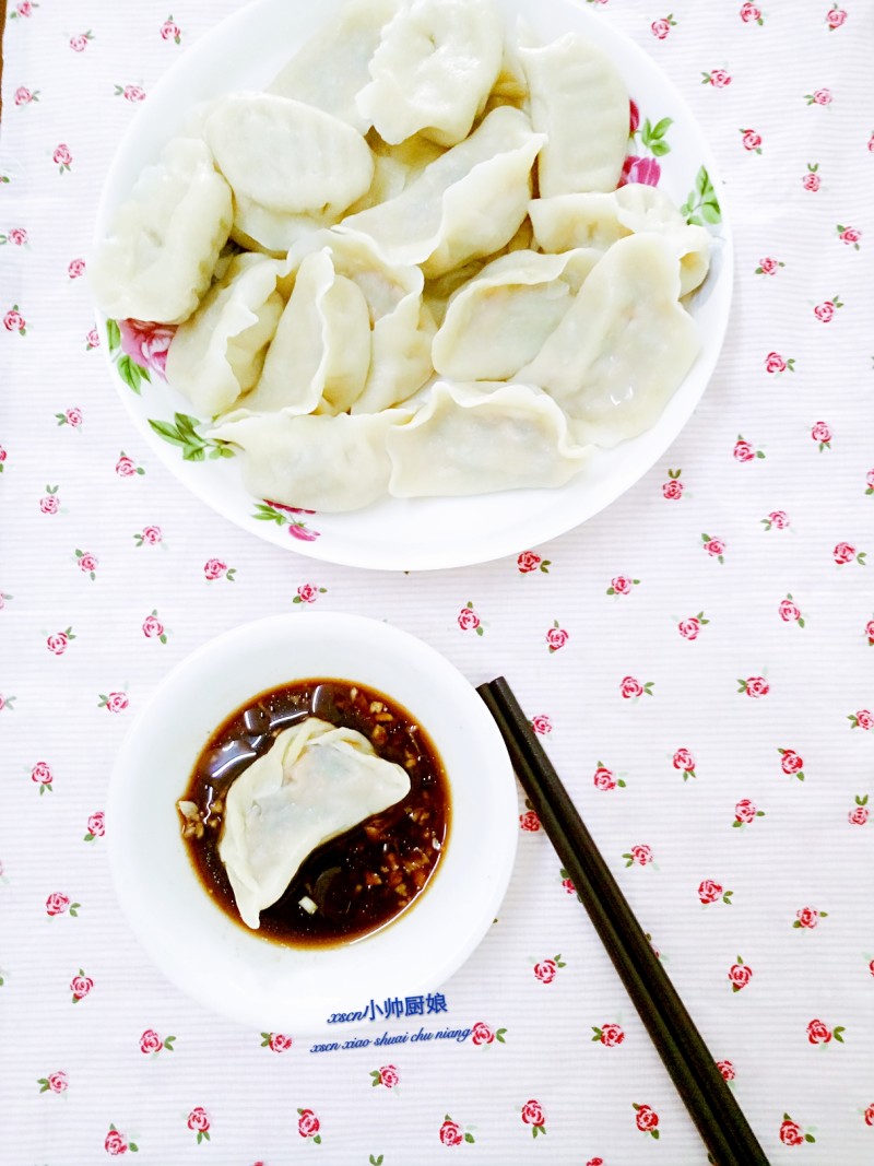 木耳胡萝卜牛肉水饺的做法