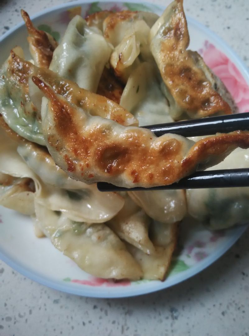 煎饺的做法